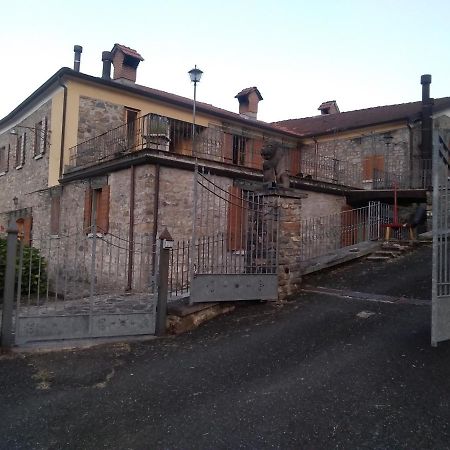 Locazione Turistica La Ca Gialla Appartement Pontremoli Buitenkant foto