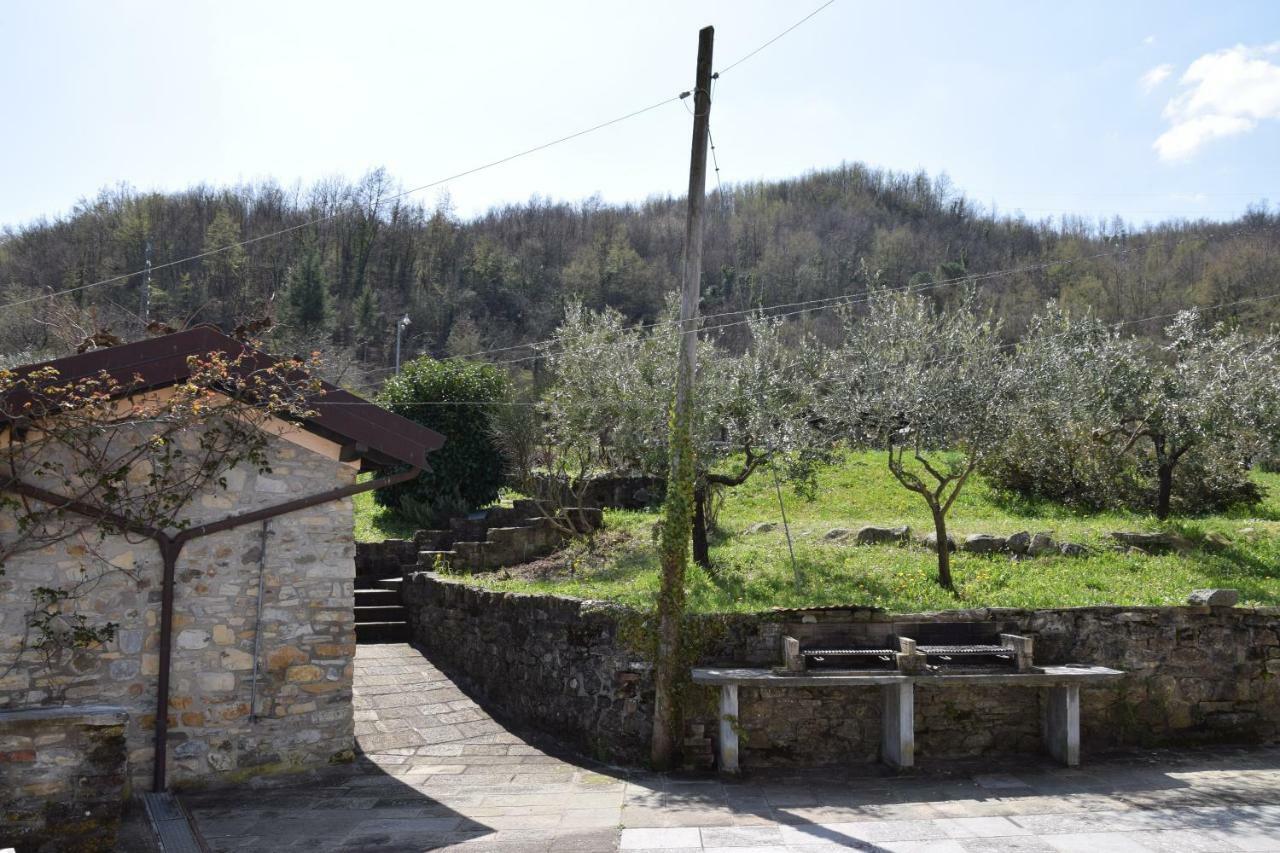 Locazione Turistica La Ca Gialla Appartement Pontremoli Buitenkant foto